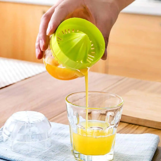 Manual Citrus Juicer and Pour Spout