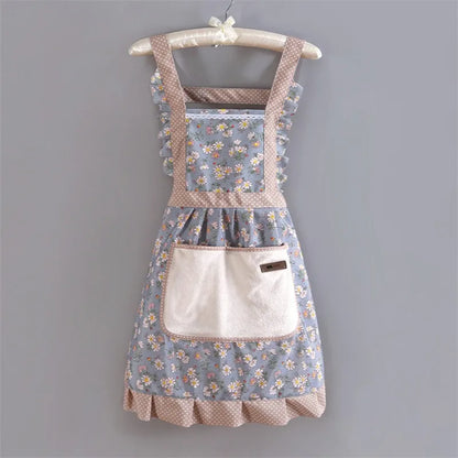 Granny Style Ruffled Apron