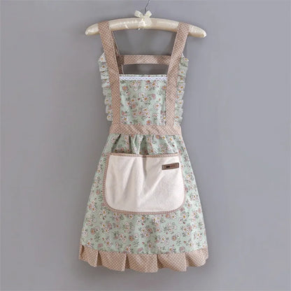 Granny Style Ruffled Apron